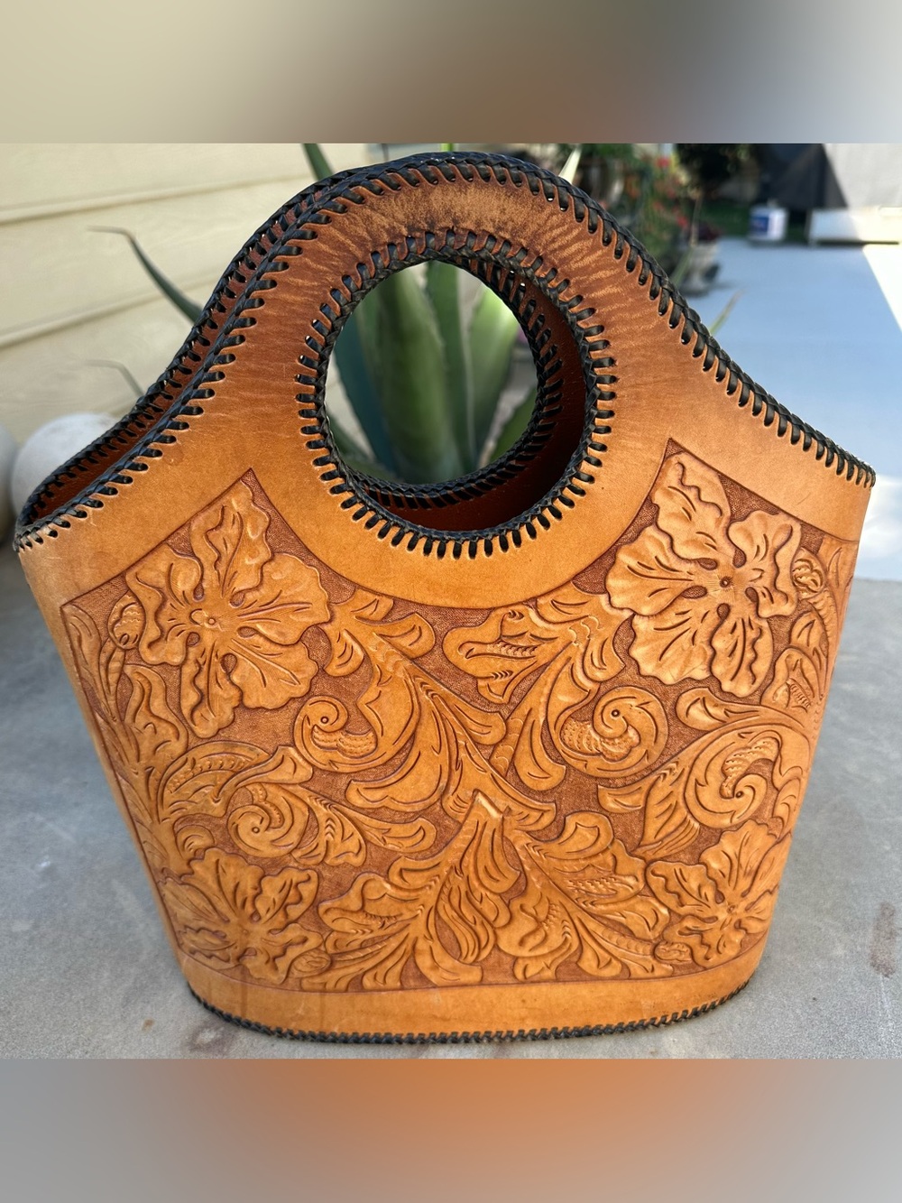 Vtg Embossed Hand-tooled Leather Handbag Western Cowgirl Yellowstone Beth RARE